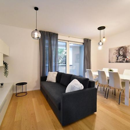 Ophelia Apartment With Parking Загреб Екстер'єр фото